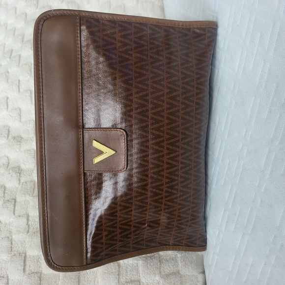 Mario Valentino Brown Leather Clutch with Textured Finish - Picture 3 of 12